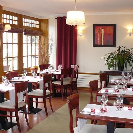 Hotel-Restaurant Le Normandie Luc-sur-Mer Eksteriør bilde