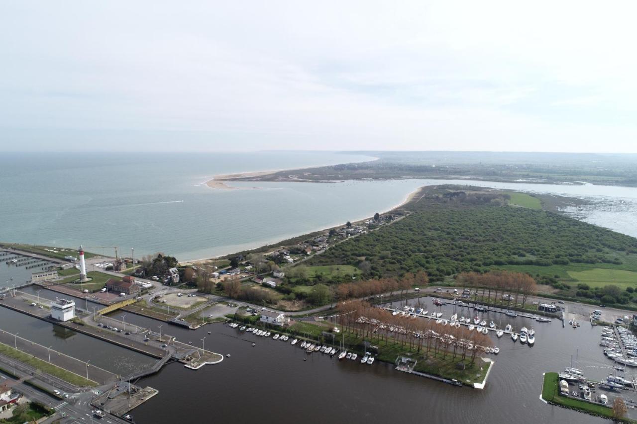 Hotel-Restaurant Le Normandie Luc-sur-Mer Eksteriør bilde