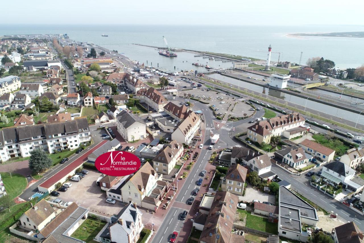 Hotel-Restaurant Le Normandie Luc-sur-Mer Eksteriør bilde